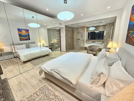 Elite Villa. Stylish Luxe House with Garden Marsa