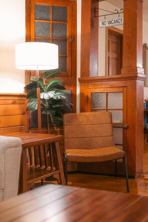 Interior - The 1910 Farmhouse Lake Placid (Lake Placid)