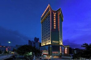 Exterior - Vienna Classic Hotel (Honghua Lake Longfeng Branch, Huizhou) (Huizhou)