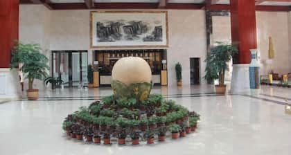 Jinshan Hotel