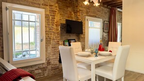 House - Graceful Venice Barnaba Suite by Ca-sa Check (Venice)