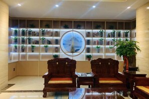 Unclassified image, 4 of 18, button - Building a Grand Hotel (Jingtai)