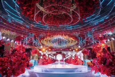 Building a Grand Hotel