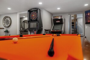 Spielezimmer