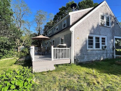 3 Bedroom house, close to the beach and beech forest.