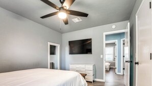 Signature House, 3 Bedrooms, Non Smoking, Kitchen