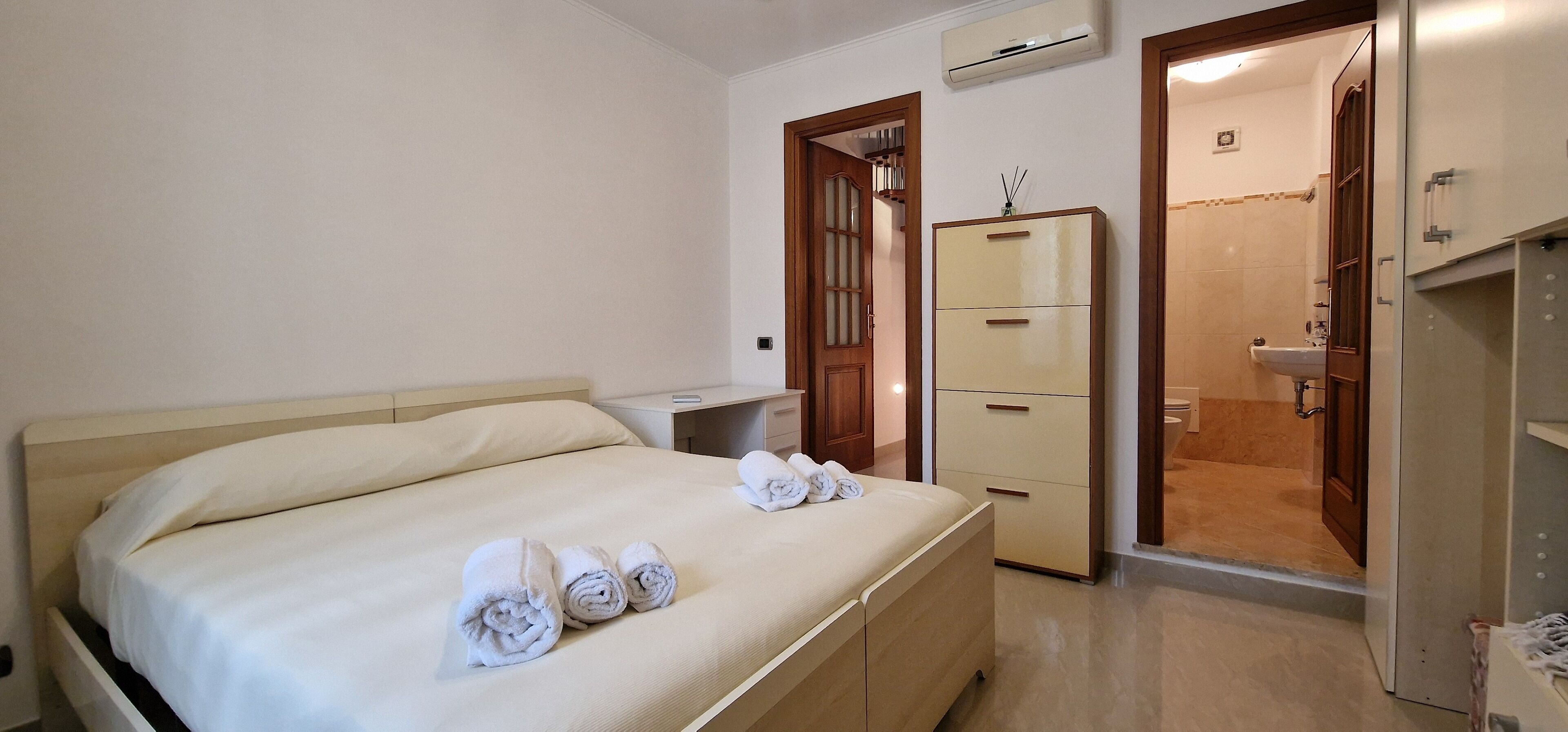 Maison | 2 chambres, fer et planche à repasser, Wi-Fi gratuit, draps fournis