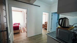 Laptop workspace, soundproofing, iron/ironing board, free WiFi - Cappadocia Ürgüp Apart Hotel (Ürgüp)