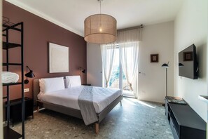 Apartment, Patio, City View | 2 bedrooms, premium bedding, down comforters, iron/ironing board - Martina (Como)