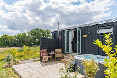 Cascade - a holiday let by Bloom Stays that sleeps 2 guests in 1 bedroom