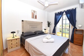 3 camere, una scrivania, Wi-Fi