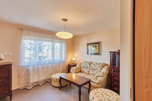 Suite junior | 1 habitación, tabla de planchar con plancha y wifi gratis