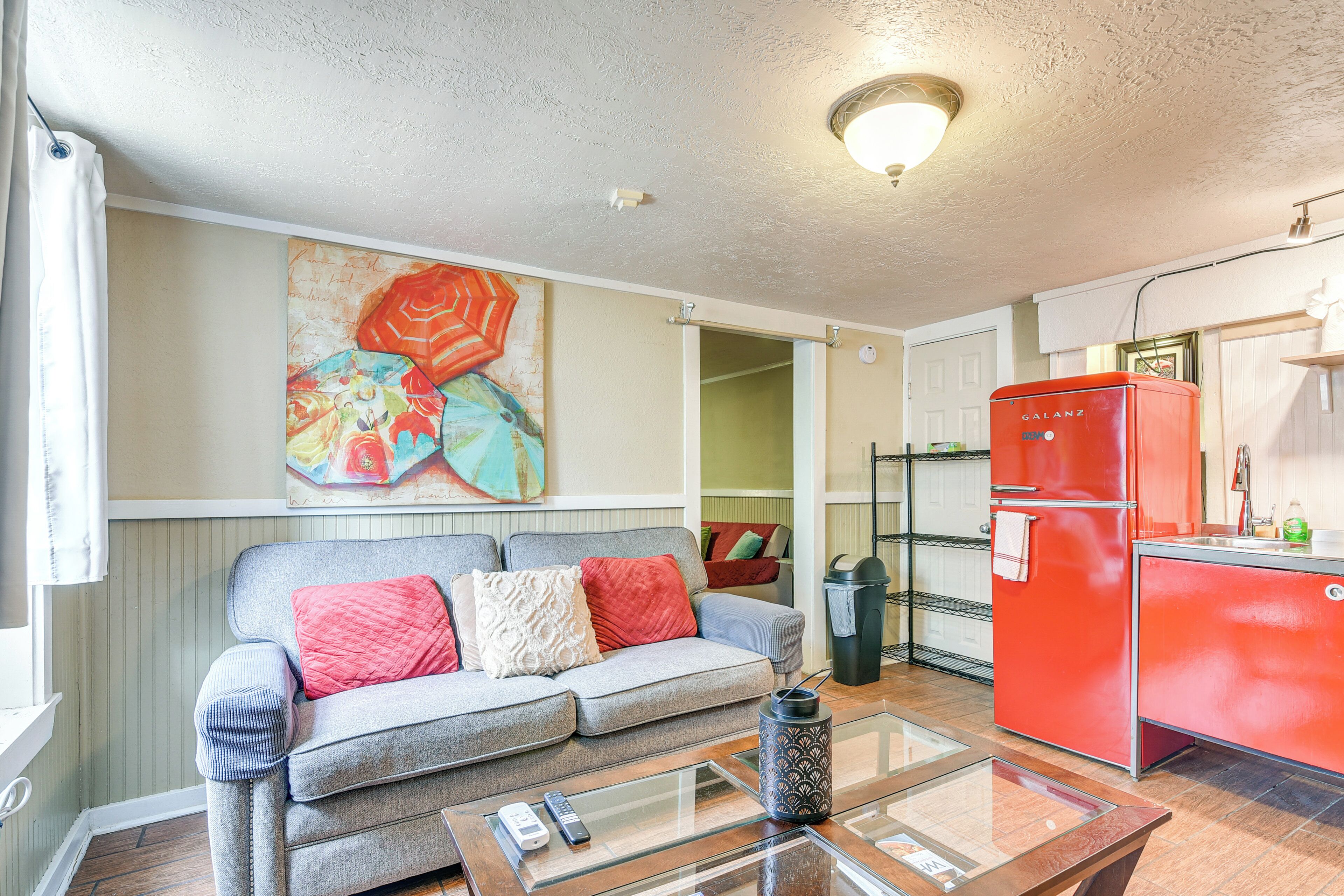 Cozy Galveston Apt w/ Patio: Close to The Strand!