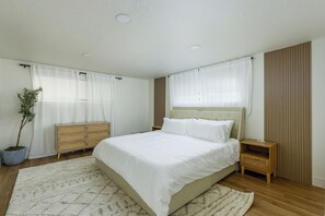 3 عدّة غرف نوم وواي فاي وملاءات أسرّة