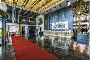 Unclassified image, 3 of 133, button - Regao Hot Spring Hotel (Fushun)