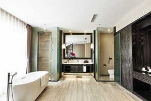 Unclassified image, 2 of 135, button - Regao Hot Spring Hotel (Fushun)