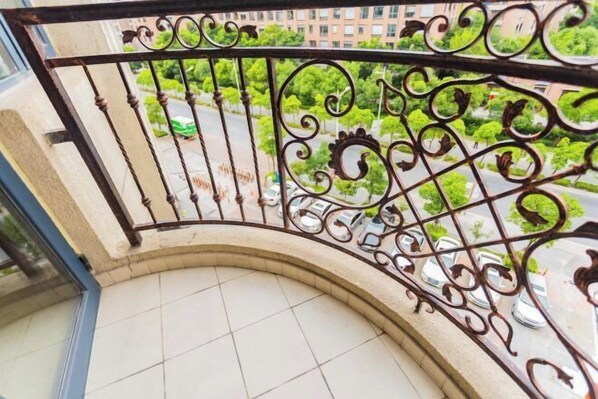 View from property - Lvtu Zhijia Apartment Hotel (Shanghai)