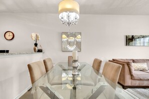 Dining - Last Minute Disney Getaway! Private Pool & Themed Bedrooms. Book Now! #65765 (Orlando)