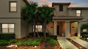 Exterior - Last Minute Disney Getaway! Private Pool & Themed Bedrooms. Book Now! #65807 (Orlando)