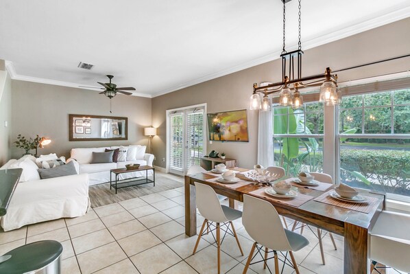 Interior - Last Minute Disney Getaway! Townhouse with Private Pool. Book Now! #65953 (Orlando)