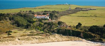 Sea Salt, Tenby - Four Bedroom Cottage, Sleeps 8