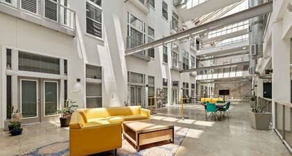 Walk to AAC & Victory Park | Free Parking