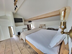 4 Schlafzimmer, Bügeleisen/Bügelbrett, WLAN, Bettwäsche