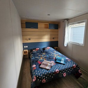 2 chambres, lit parapluie