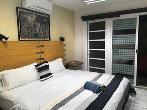 Family House, Multiple Bedrooms, Kitchen, Garden View | 8 bedrooms, blackout drapes, iron/ironing board, free WiFi - GDL Home Ideal for Groups & Families (Guadalajara)