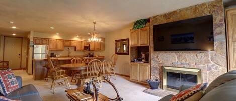 Smart TV, chimenea