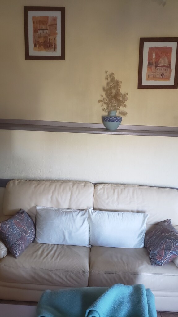 Maisonnette De Village - Alando