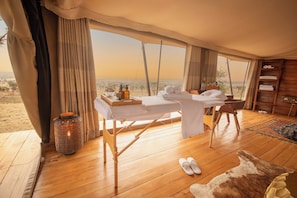 Soins corporels, massages des tissus profonds, massages