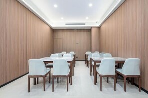 Restaurant - Longgang Hongmao Film Hotel (Longgang)