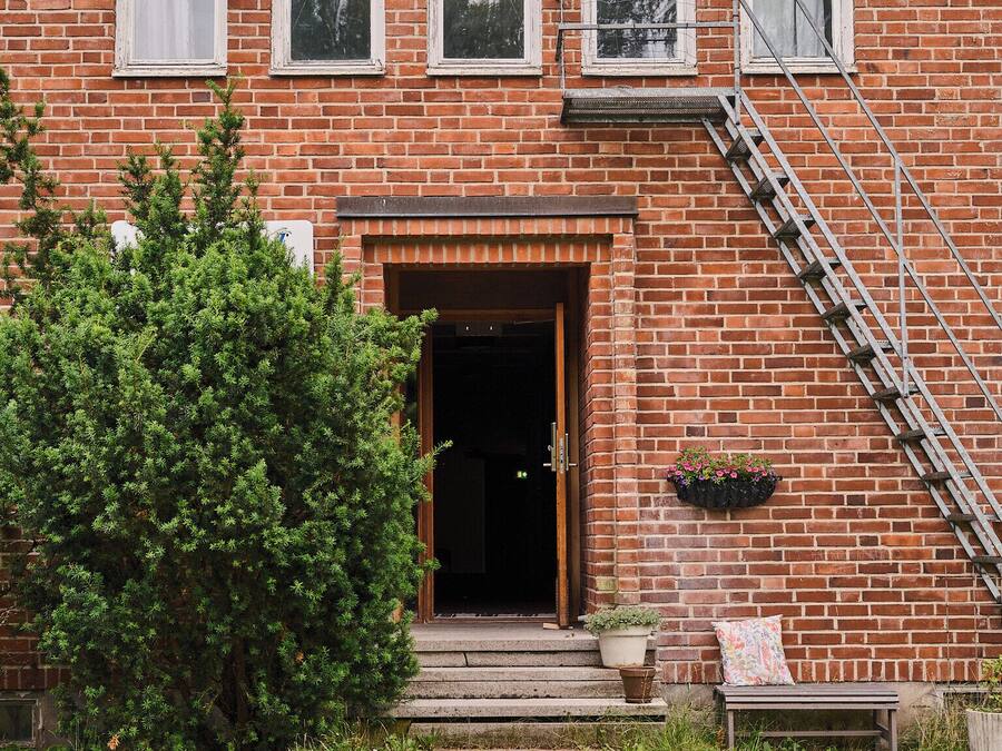Façana frontal de l'allotjament