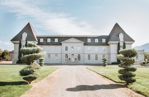 Chateau Herbe ~ Vienna Room