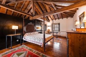 1 habitación y ropa de cama