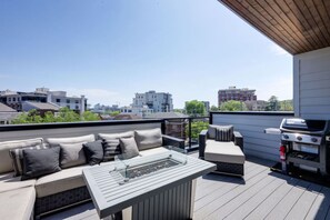 Property grounds - Urban Escape - Rooftop Lounge w/ Skyline Views (Nashville)