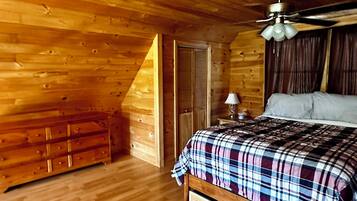 2 Schlafzimmer, Schreibtisch, Bügeleisen/Bügelbrett, kostenloses WLAN