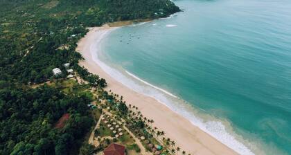 Soul Shine Beach House Cozy studio in amazing Puerto Princesa with WiFi