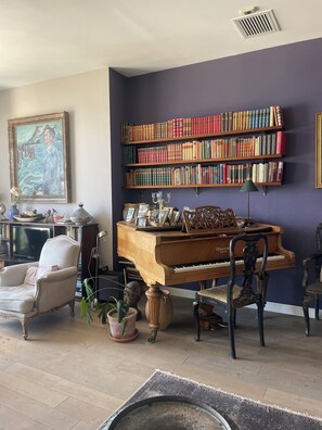 Interior - Calvi Corsica (Calvi)