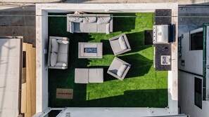 Interior - Private Rooftop + Steps to the Beach Chic Design Seaside Style by Avantstay (Newport Beach)