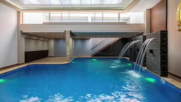 Innenpool, AuĂenpool