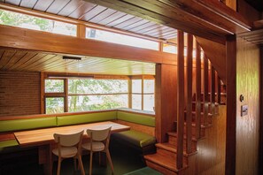 تناول الطعام