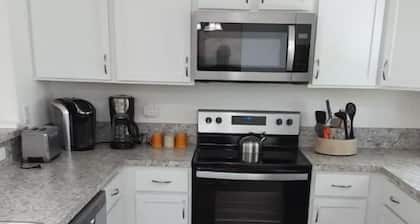 The Clark House- new 3 br, 2 bath in Inverness, FL