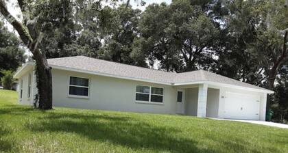 The Clark House- new 3 br, 2 bath in Inverness, FL