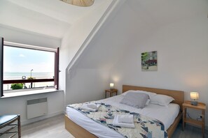 3 camere, ferro/asse da stiro, Wi-Fi gratuito, lenzuola