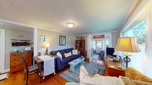 TV, DVD player, stereo