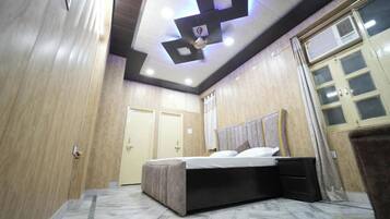 2 chambres, fer et planche Ă repasser, Wi-Fi, draps fournis
