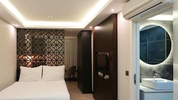 エグゼクティブ ルーム | セーフティボックス (室内)、WiFi (無料)