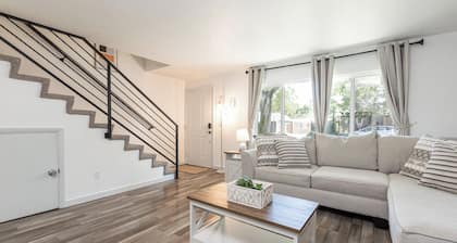 2 Condos, Minutes From Downtown, Parks, and Freeway!